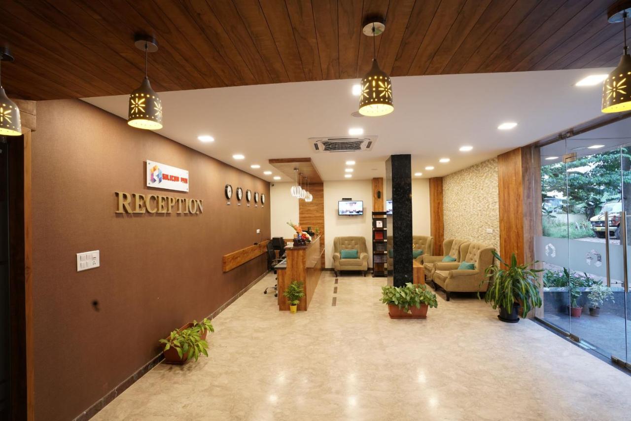 Silicon Inn Hotel Bangalore Airport Devanahalli Bagian luar foto